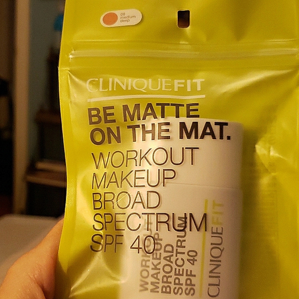 Clinique Workout Makeup SPF 40 06 Medium Deep NEW IN Package